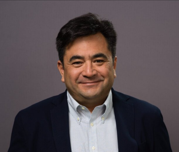 Speaker photo Hector Gomez Ang-1-1